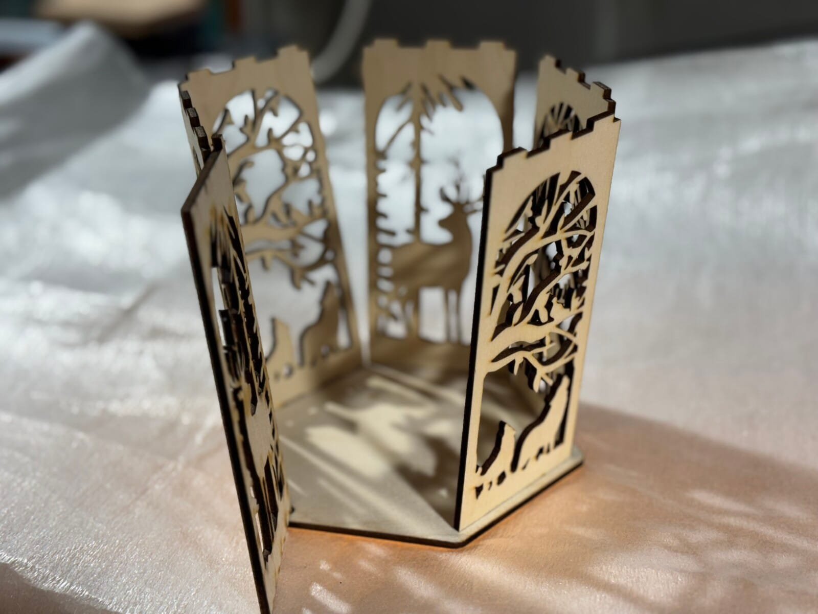 Lantern – Deer and Snowy Wolves.