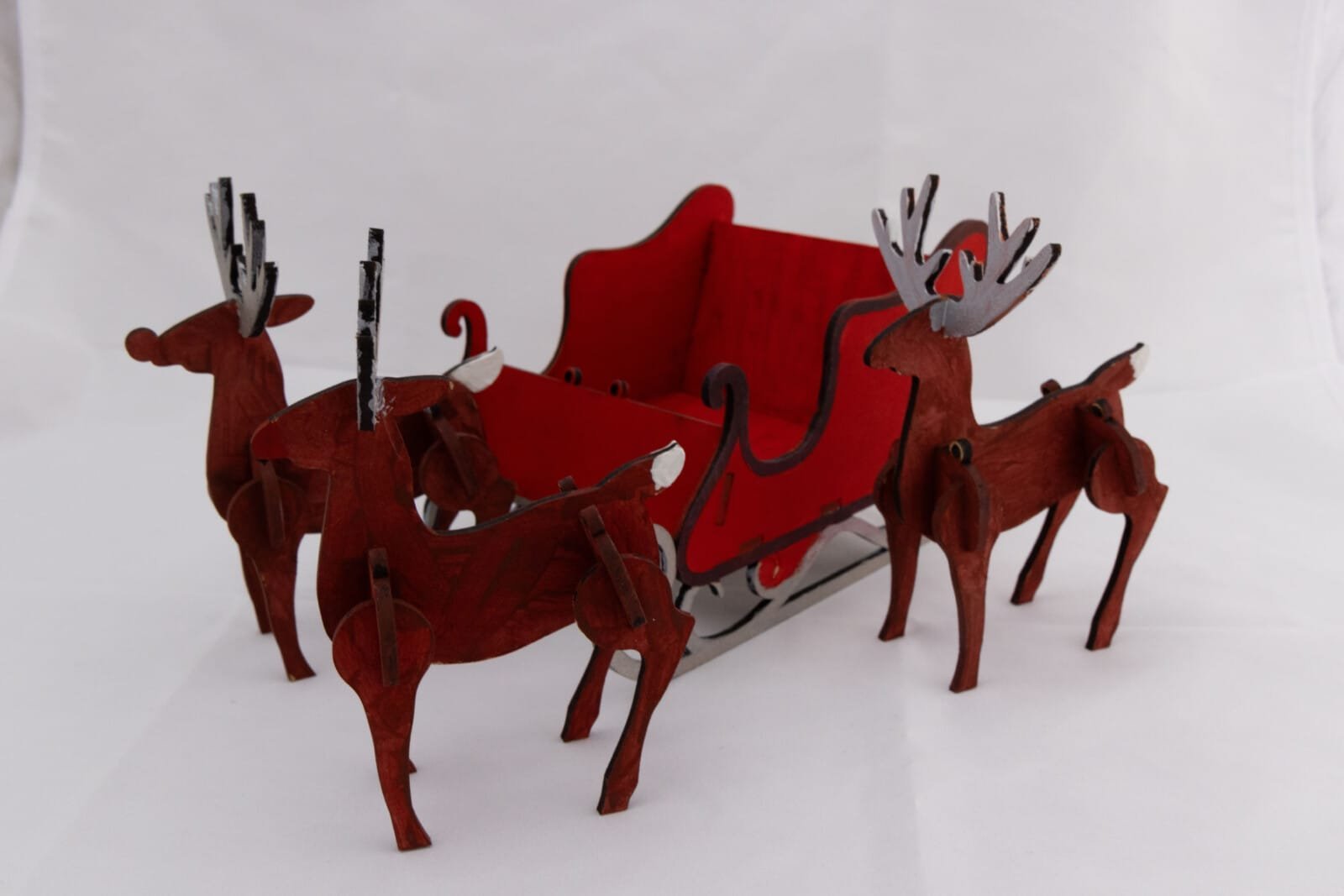 Santa sleigh and three reindeer Kit